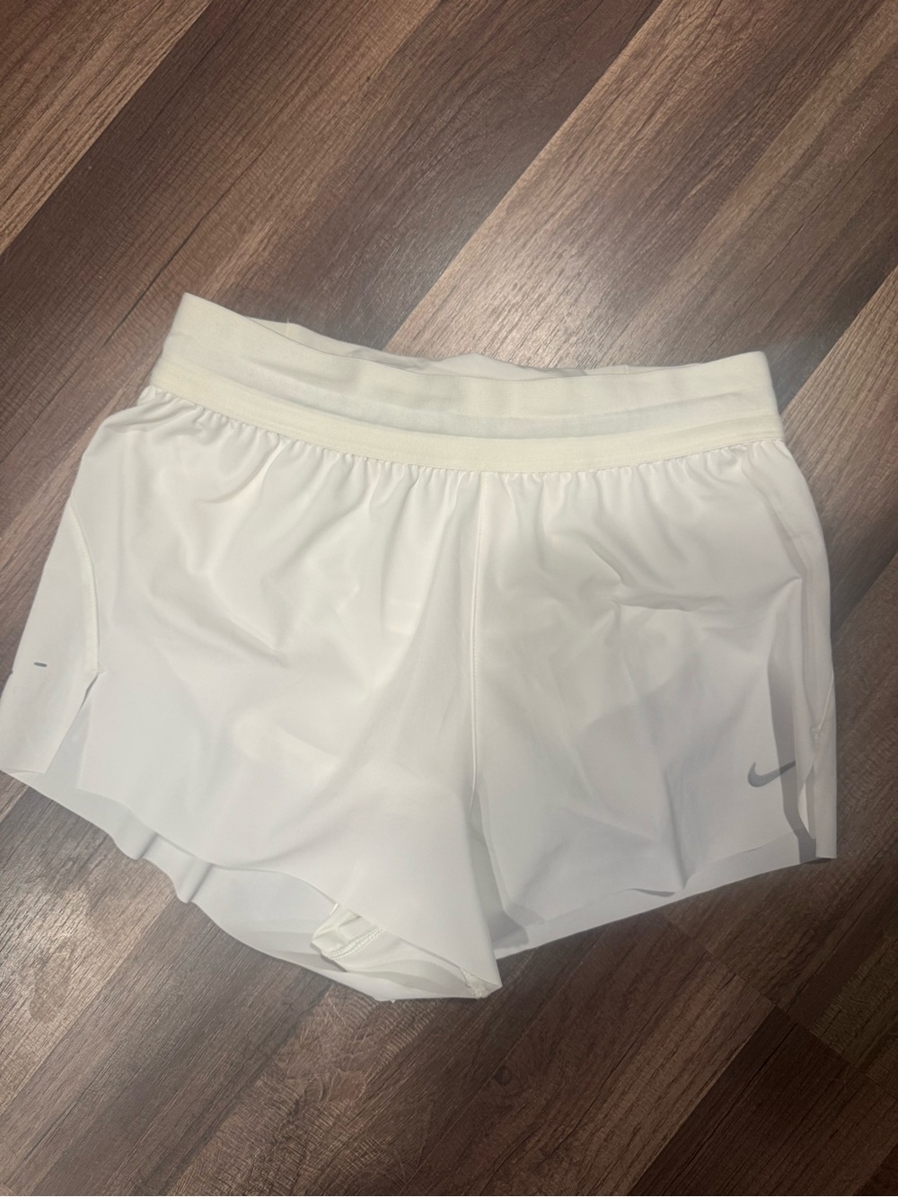 Nike swift running shorts womens xs pocket in the back nwt